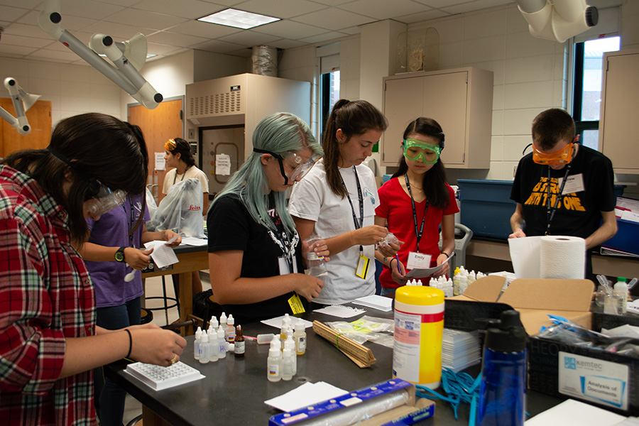 Summer Ventures students learning science